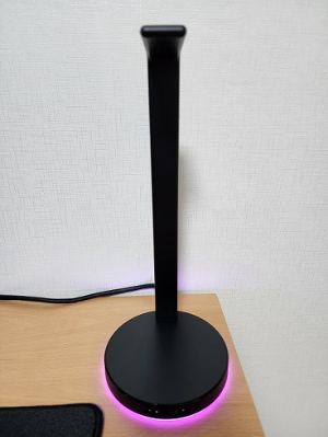 RAZER-BASE-STATION-V2-CHROMA-설치사진.