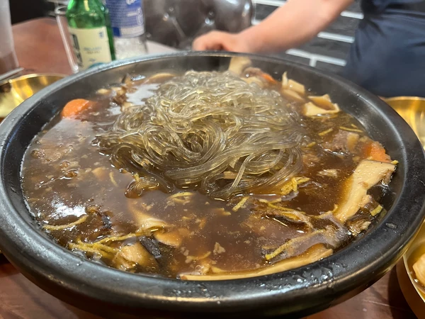 부산 금정구 구서동 갈비탕&#44; 갈비찜 가게 산수화 당면 추가