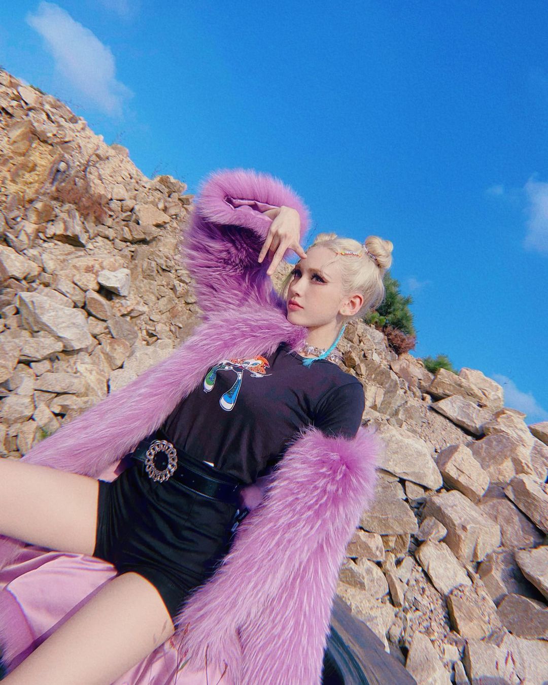  첫 정규 앨범 나온 전소미 인스타그램 사진들