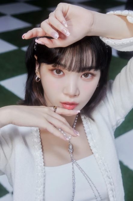  쌈무에서 쌈아치로 점점 더 매력적인 르세라핌 김채원(언더붑, 옷, 점, 디올)