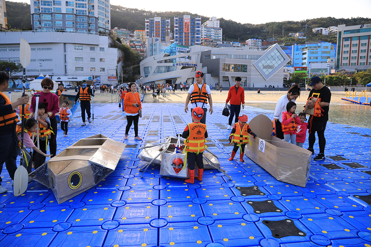 제15회 부산고등어축제 프로그램, 공연, 나태주, 김유선, 해피니스 정보