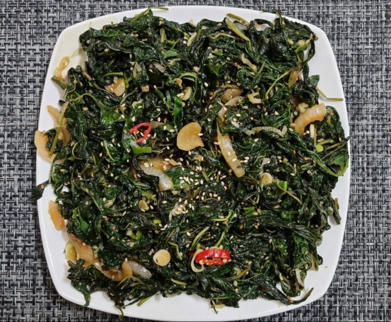 7월제철반찬 깻잎순나물볶음 23