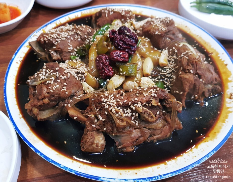  [연산동 맛집] 유정뼈다구해장국 본점: 국내산 등뼈를 사용하는 간장뼈찜, 뼈다귀해장국 맛집