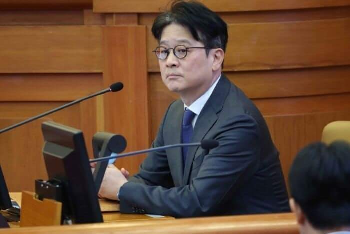 이창수 서울중앙지검장 사직서 처리