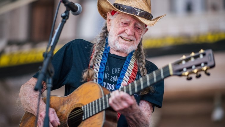  컨트리 음악하는 히피 할아버지, 윌리 넬슨 Willie Nelson