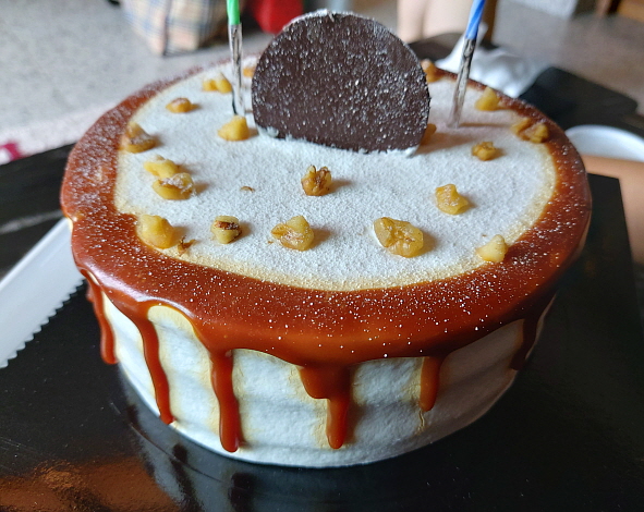 포레스트 리솜 케이크