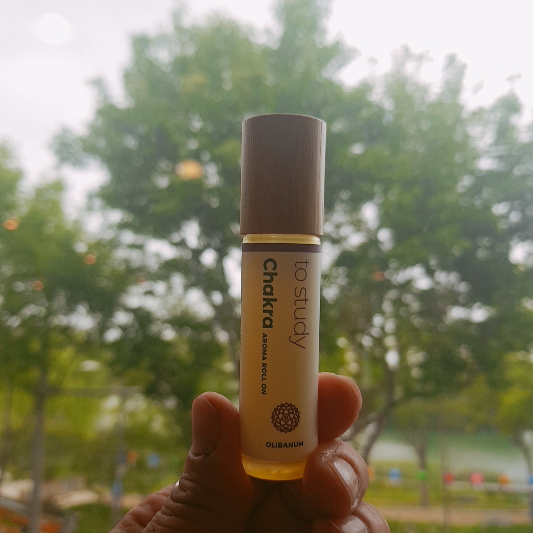  [ Chakra ] to study ... 올리바넘: 유향 - 집중!!  프랑킨센스 /엄청 비싼오일인데... 숲속향.. 매운향기~~  차크라아로마롤온 [ 100%천연아로마오일]