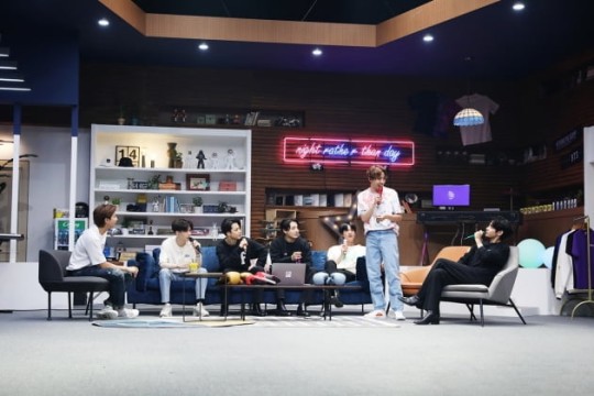  BTS 진→제이홉 '방방콘' 소감 '아미 덕분에 행복했어요'