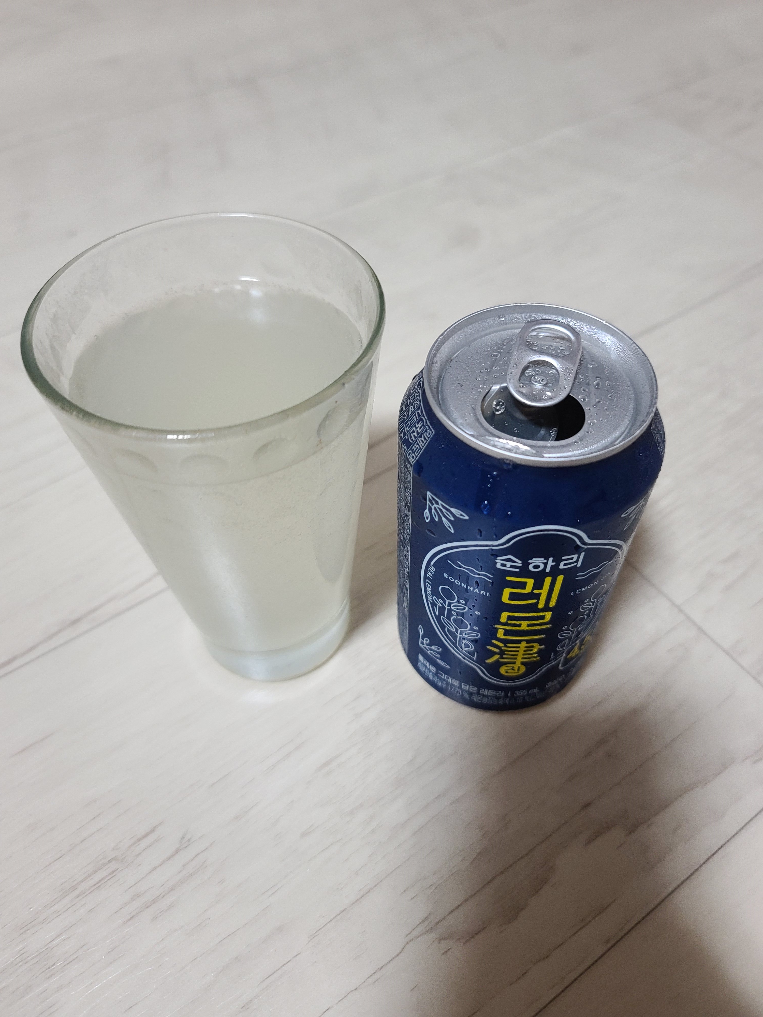  레몬맥주 순하리 너무 맛있네요