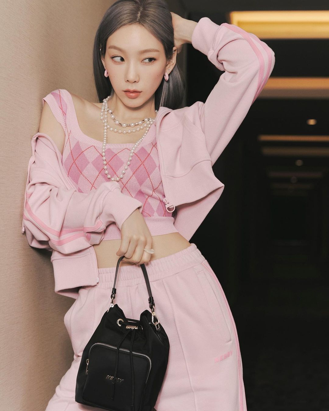  소녀시대 태연 2022 ‘NERDY’ Collection [COLOR OF TAEYEON]