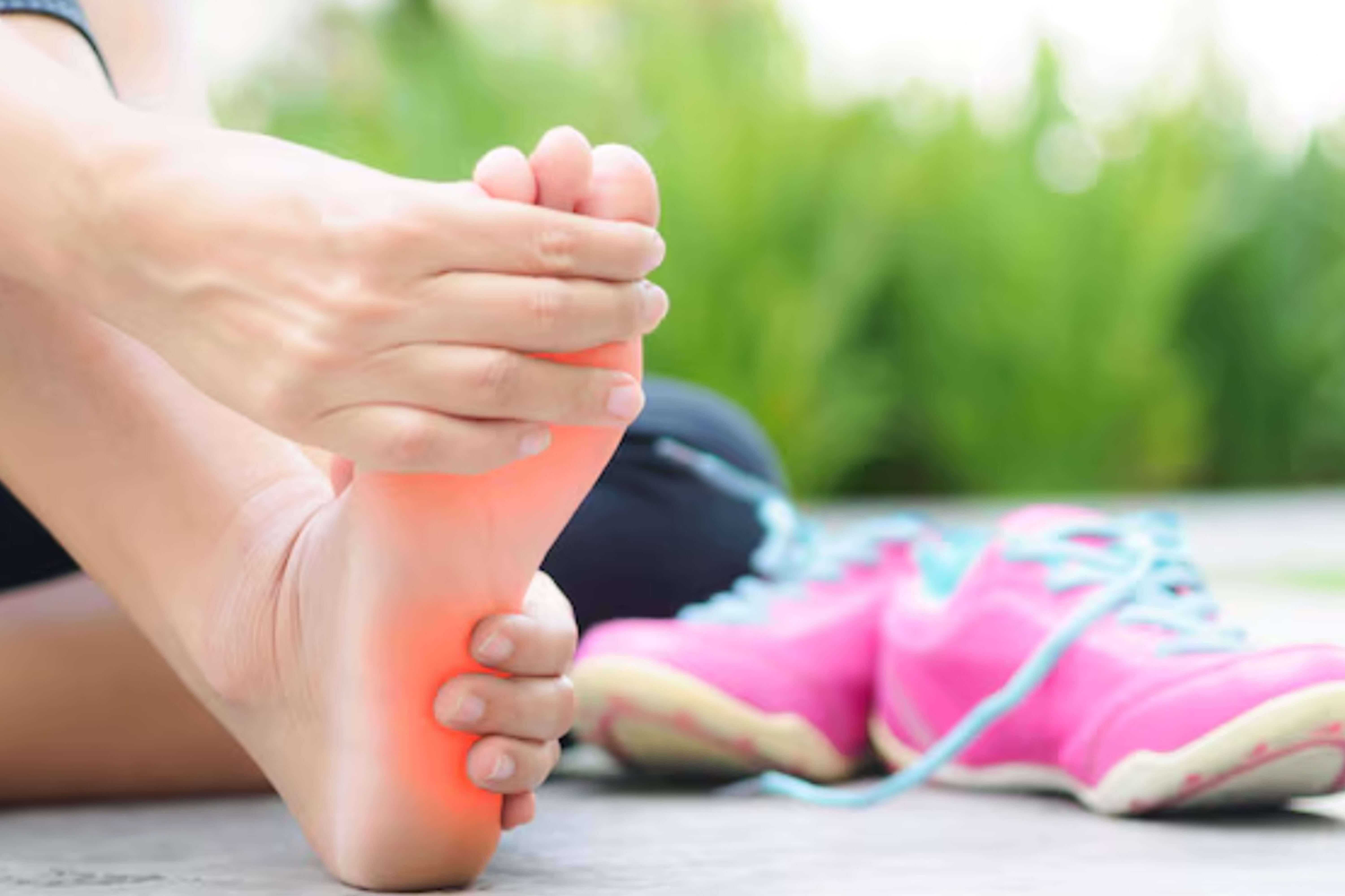 a-person-suffering-from-plantar-fasciitis.