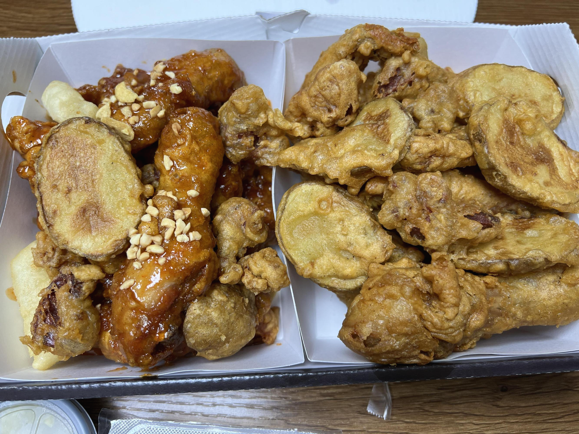  춘천 명동 원조마늘통닭집 본점 방문 포장 후기 [마늘후라이드, 양념, 떡볶이]