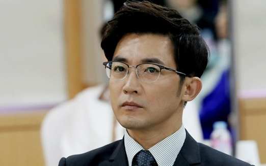 안재욱