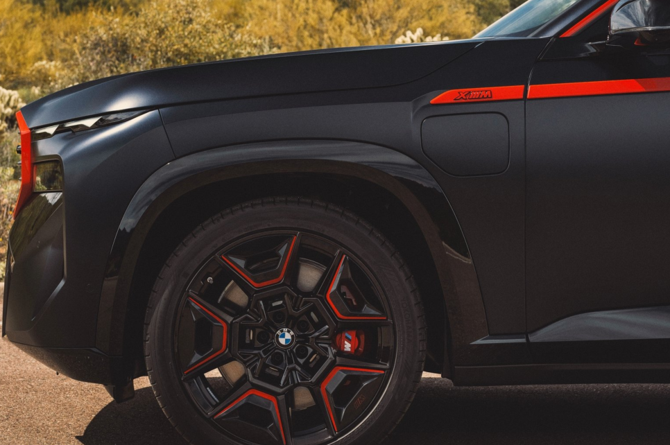 2024 BMW XM 라벨 레드 사양, 가격, 출시일, 사진, 디자인
