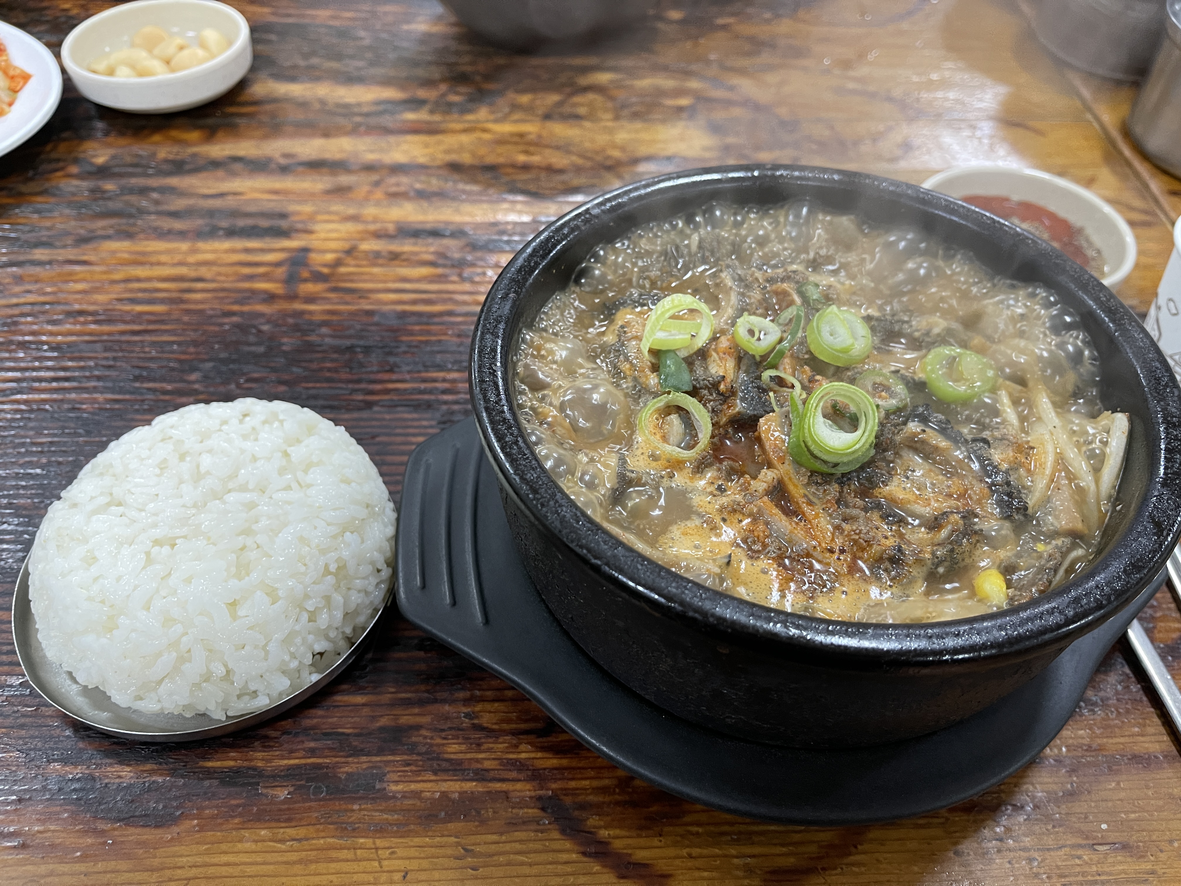  [수원 영통구 맛집] 아침부터 해장이 필요할땐 푸짐한 방일 해장국!