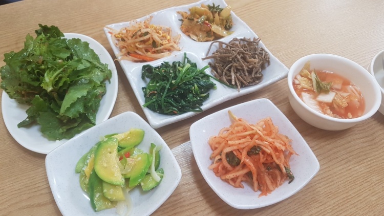 시장보리밥 이미지