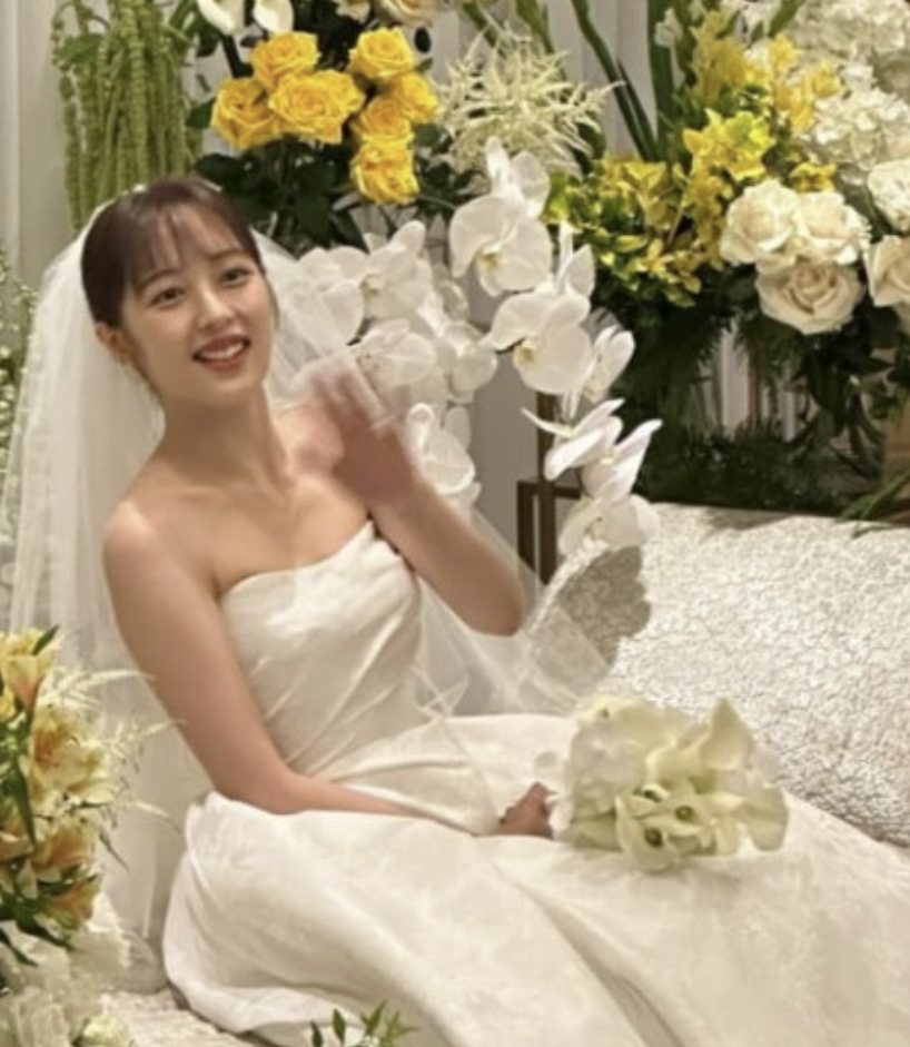 배우 김보라가 결혼 1년 만에 조바른 감독과의 이혼