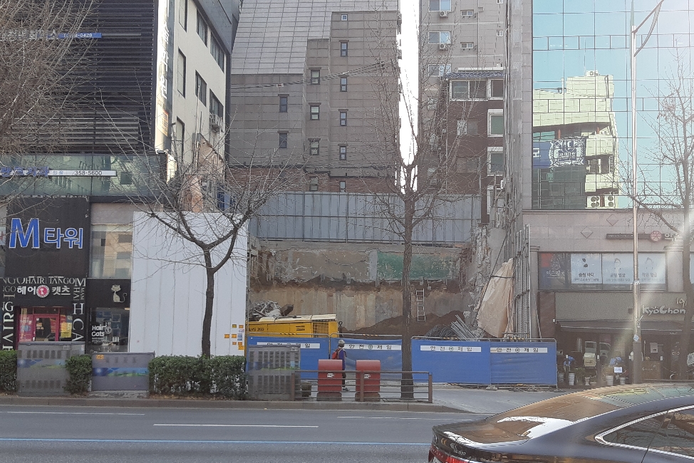  은평구 연신내역 인근 건물 공사 현장 사진 002