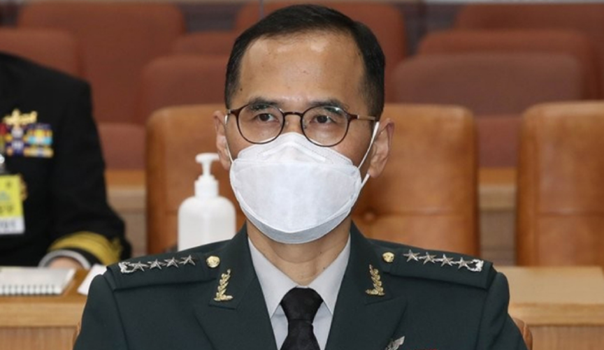  주임원사 반말 육군 참모총장