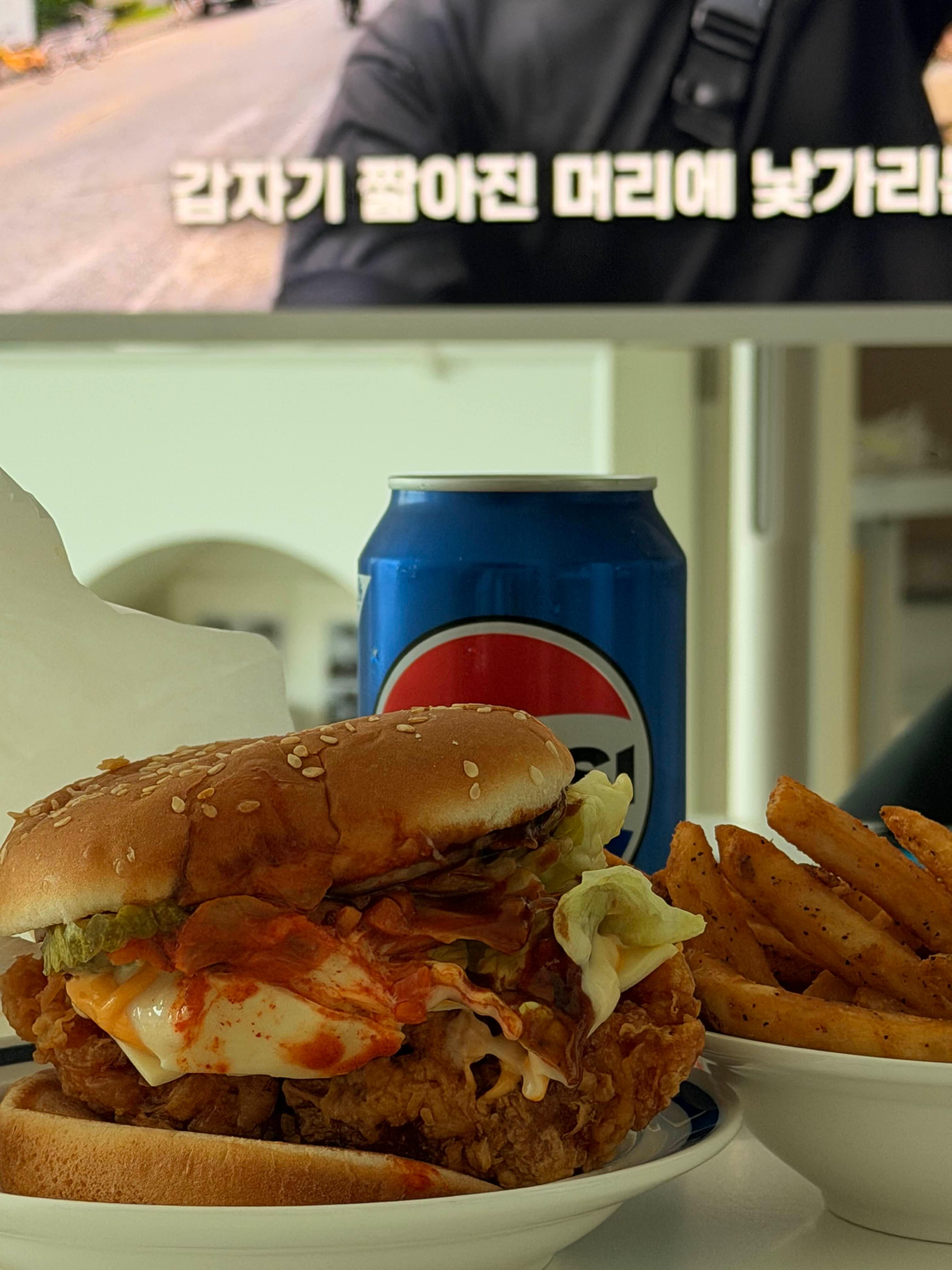 맘스터치 제주에듀시티 사진 8