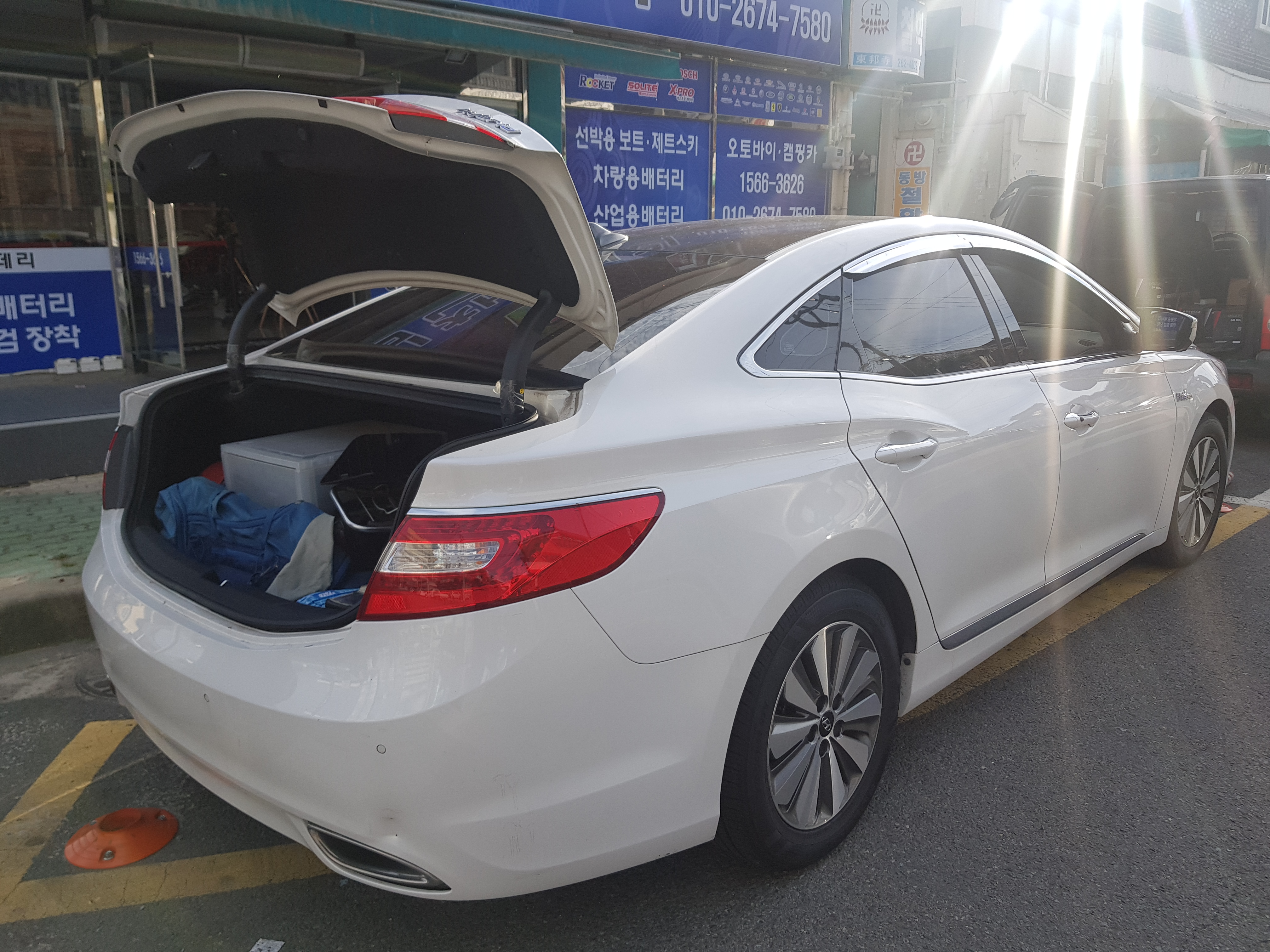  창원배터리 창원밧데리 그랜져HG배터리 그랜져HG밧데리 중앙동밧데리 중앙동배터리 현대 그랜져 그랜져HG 그랜져HG하이브리드  힘찬배터리 창원본점 로케트배터리 배터리 GB57219