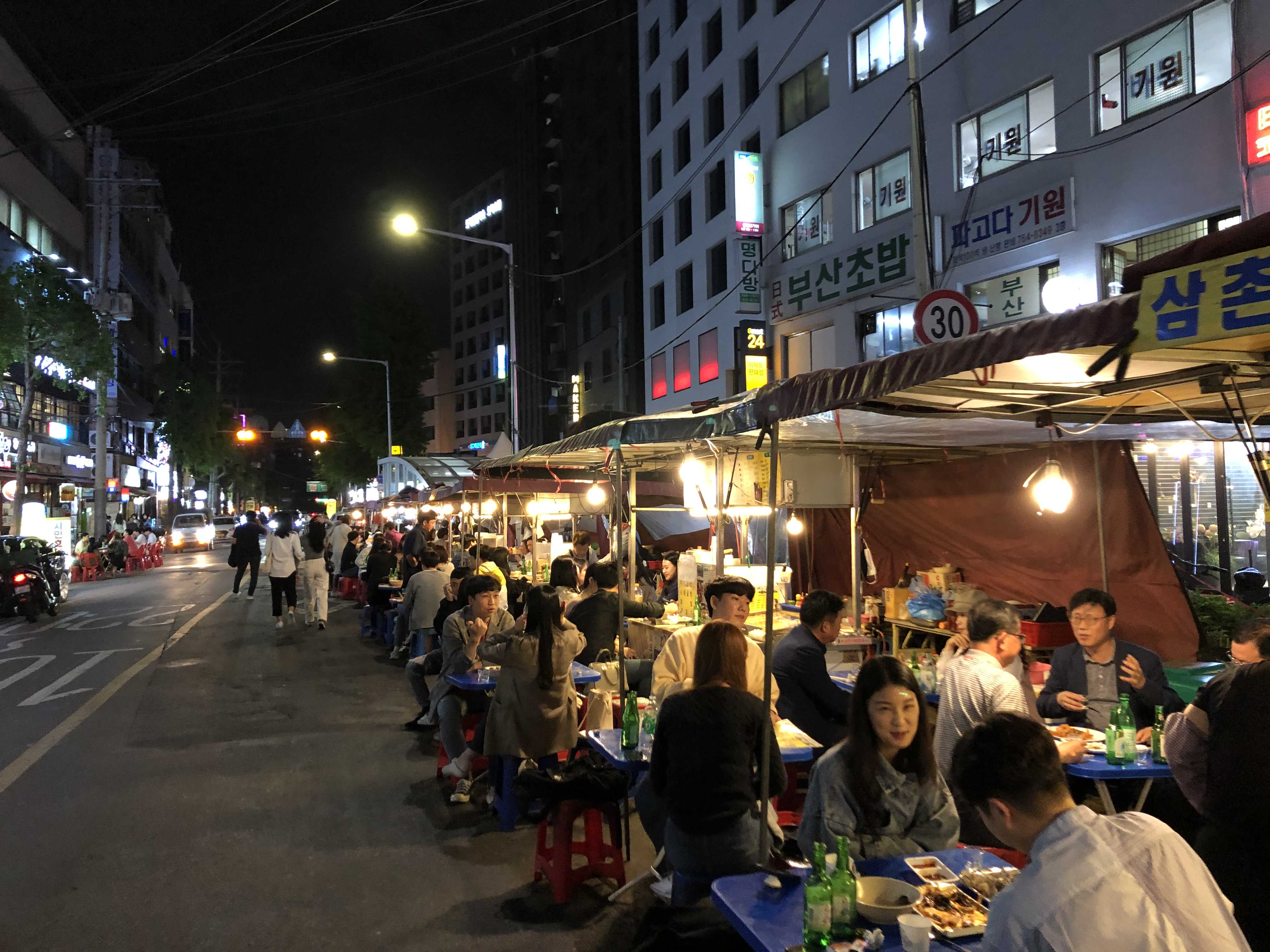 봄&#44;가을에 가야하는 &#39;야장 포차(야외 포장마차)&#39; 추천