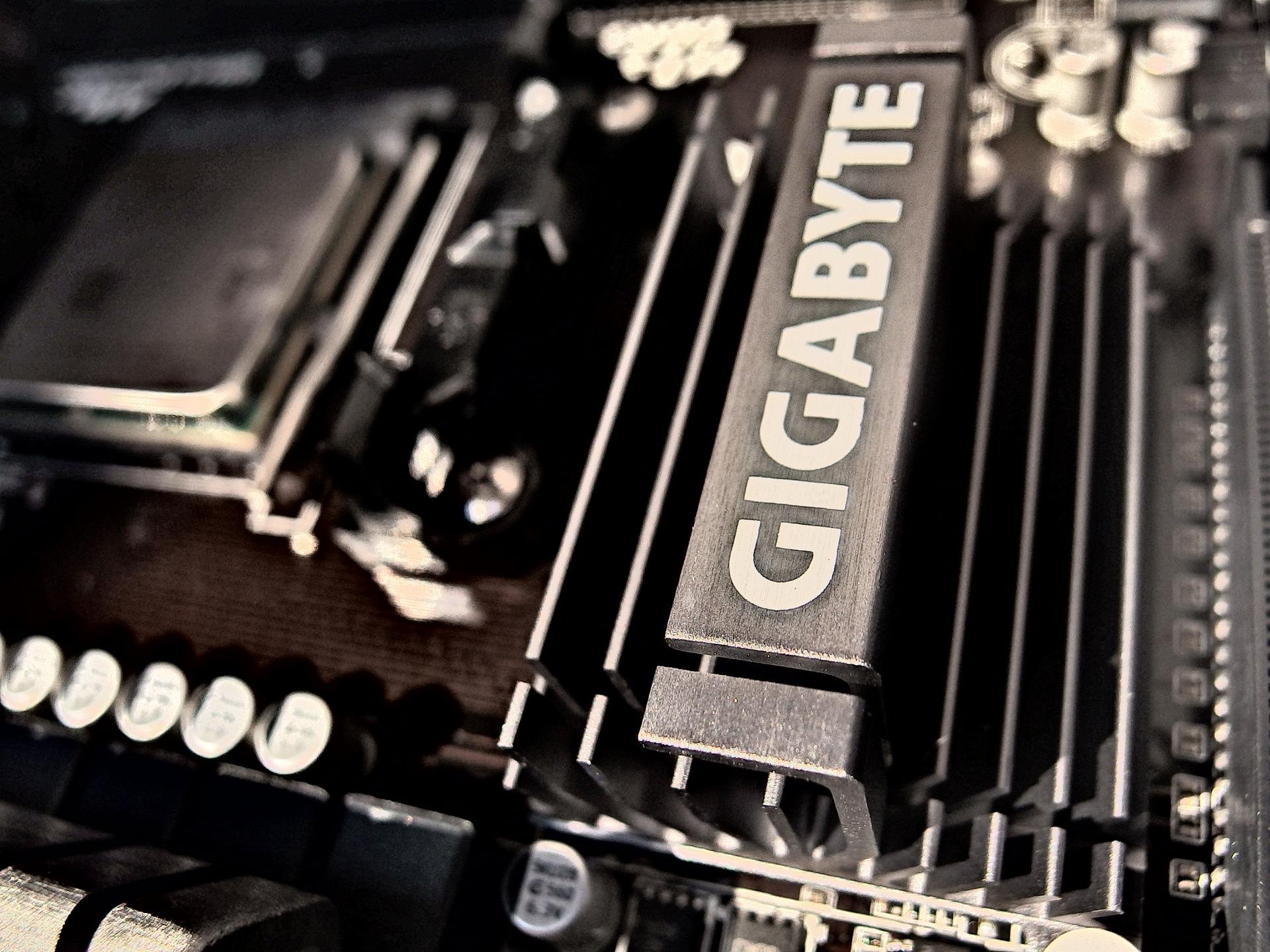  i7-1250U : INTEL CPU 12M 캐시, 최대 4.70GHz, 22년1분기 발표한 Mobile CPU 전격 해부~~~