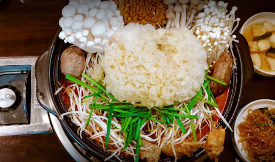  생생정보 닭매운탕 고수의 부엌 과천 맛집