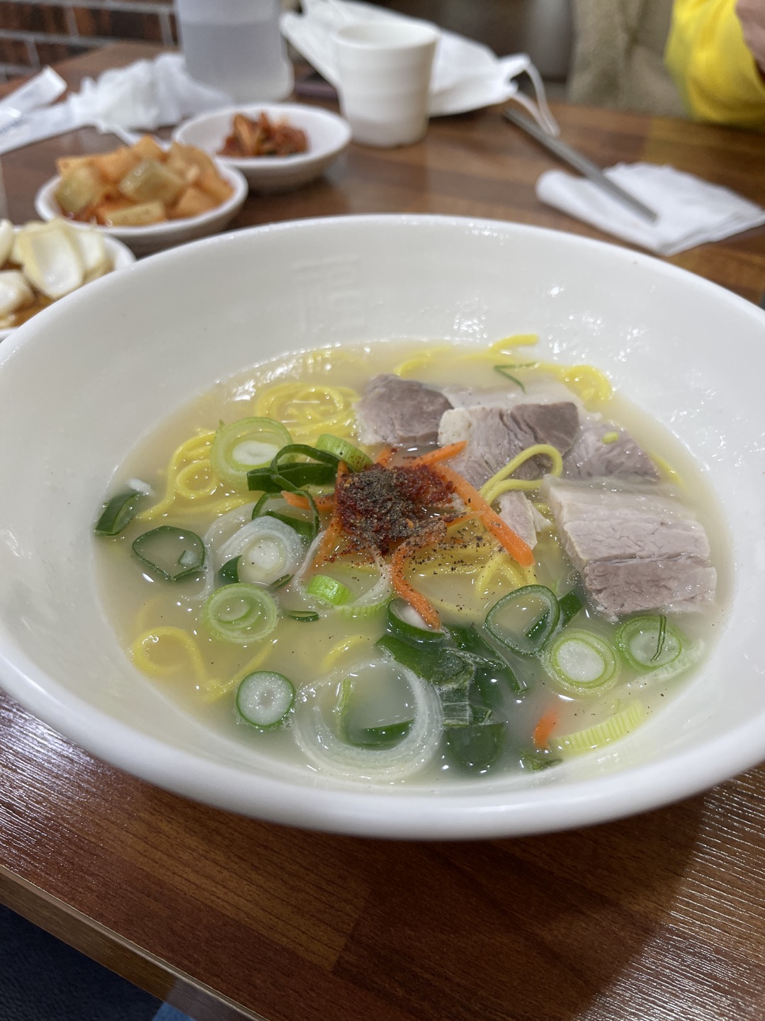  제주꽃가람 성산읍 고기국수와 몸국 맛집 (feat.성산일출봉)