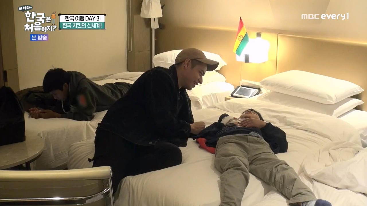 어서와 한국은 처음이지 시즌2.E291.231131p-NEXT.mp4_20231201_202445.621.jpg