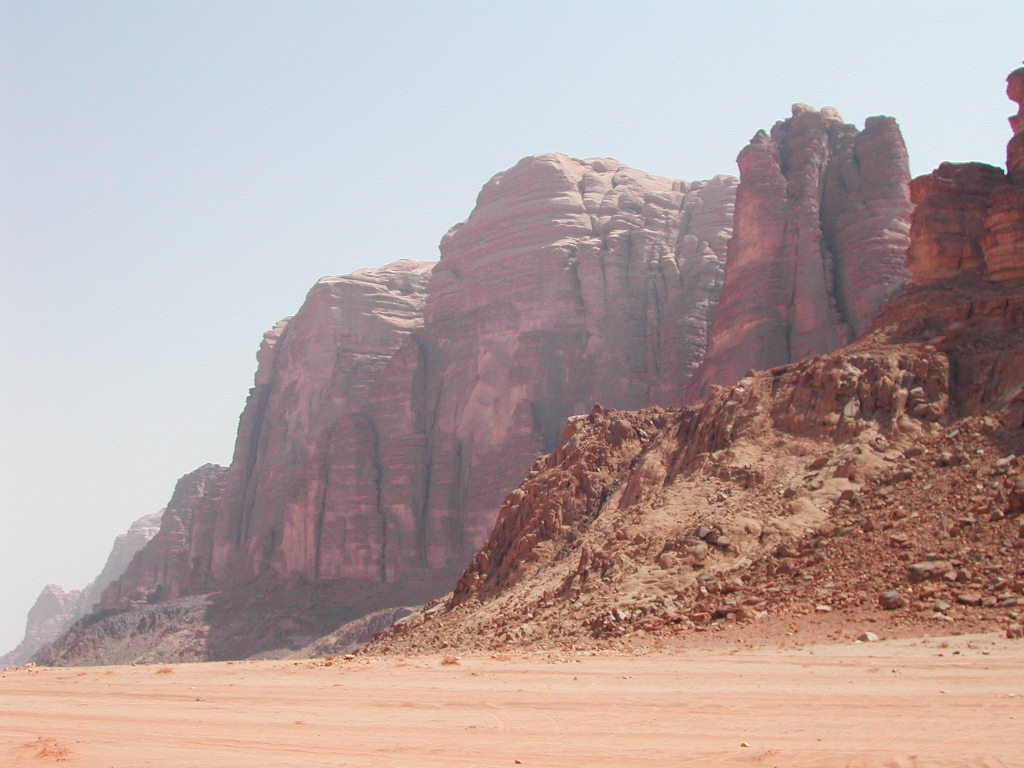 요르단-와디럼사막-붉은돌산-풍경