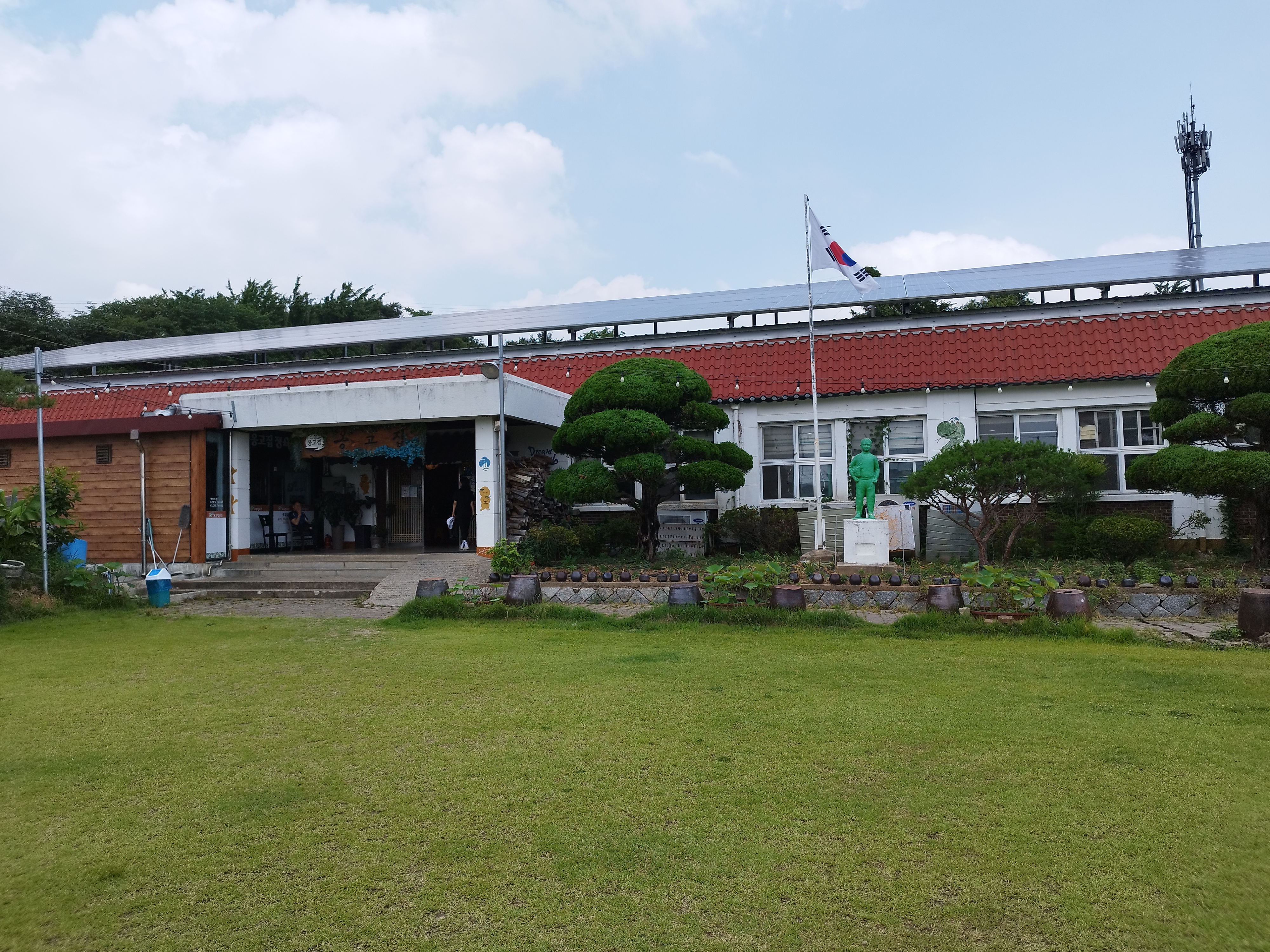  군산휴게소에서 엄청난 맛집을 찾았습니다.