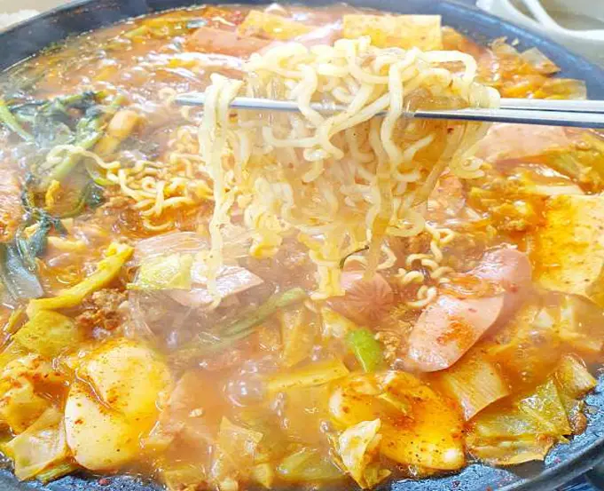 실비집부대찌개