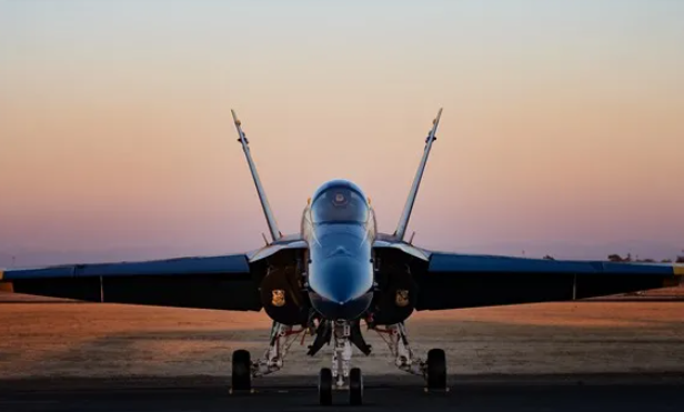 CF-18 호넷