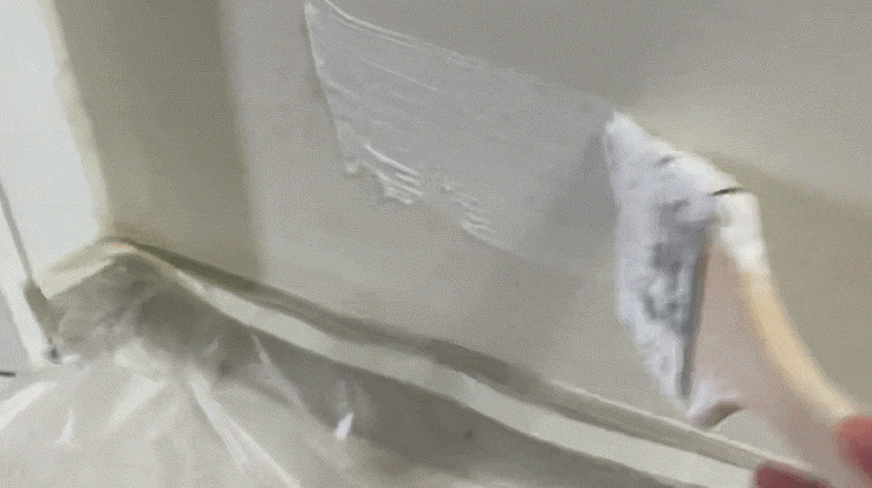 셀프인테리어 벽 페인트 칠하는 방법 벽지페인트 처음해봤는데 별거없네요. 벽지위에 칠해요. 18