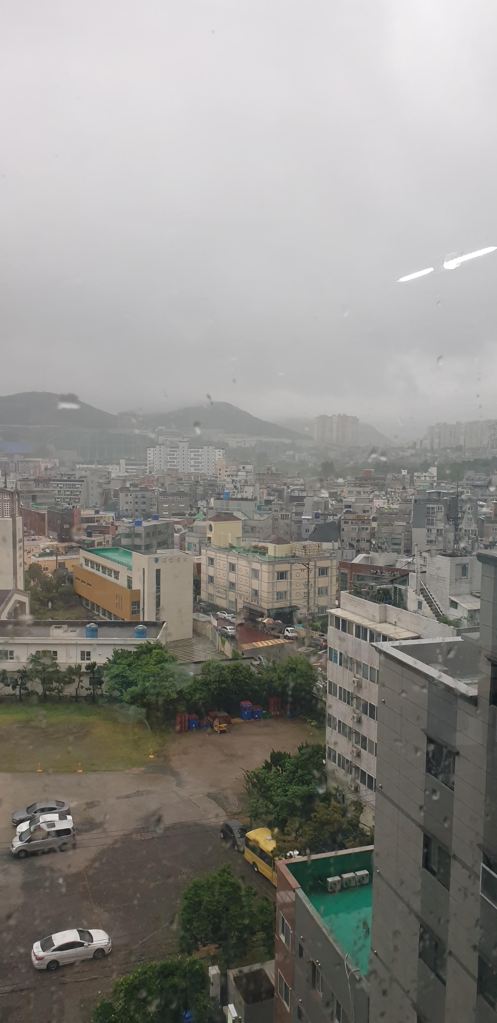  2021년 5월16일 부산날씨 /서울날씨 / 오늘부산날씨 / 오늘맑음 / 오늘부산날씨 / 부산황사 /내일부산날씨/서울내일날씨/전국황사/오늘황사