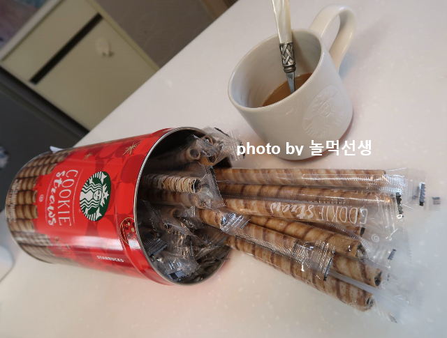  코스트코 과자 추천  스타벅스 쿠키 스트로우 먹어보니..