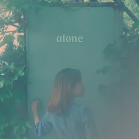  CHEEZE (치즈) Alone (With Molo) 듣기/가사/앨범/유튜브/뮤비/반복재생/작곡작사