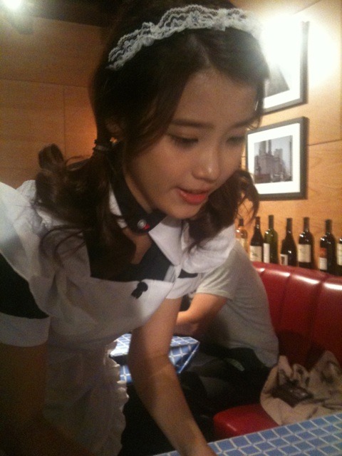  아이유 전설의 영웅호걸 메이드복 사진