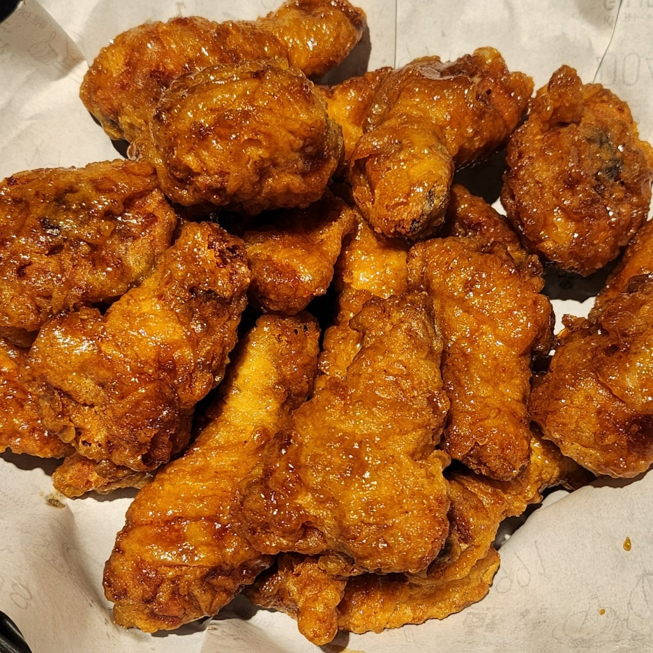 교촌치킨 이미지