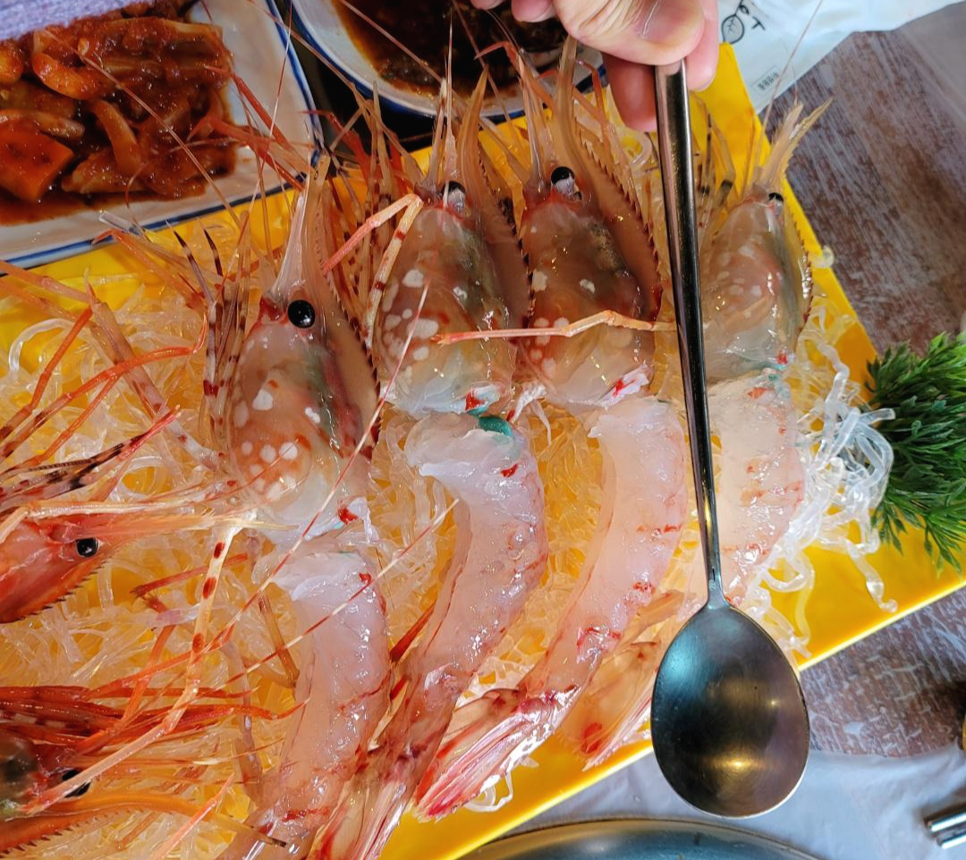  청화대 국빈 만찬상 도화 독도 새우 대전 독도 새우 후기