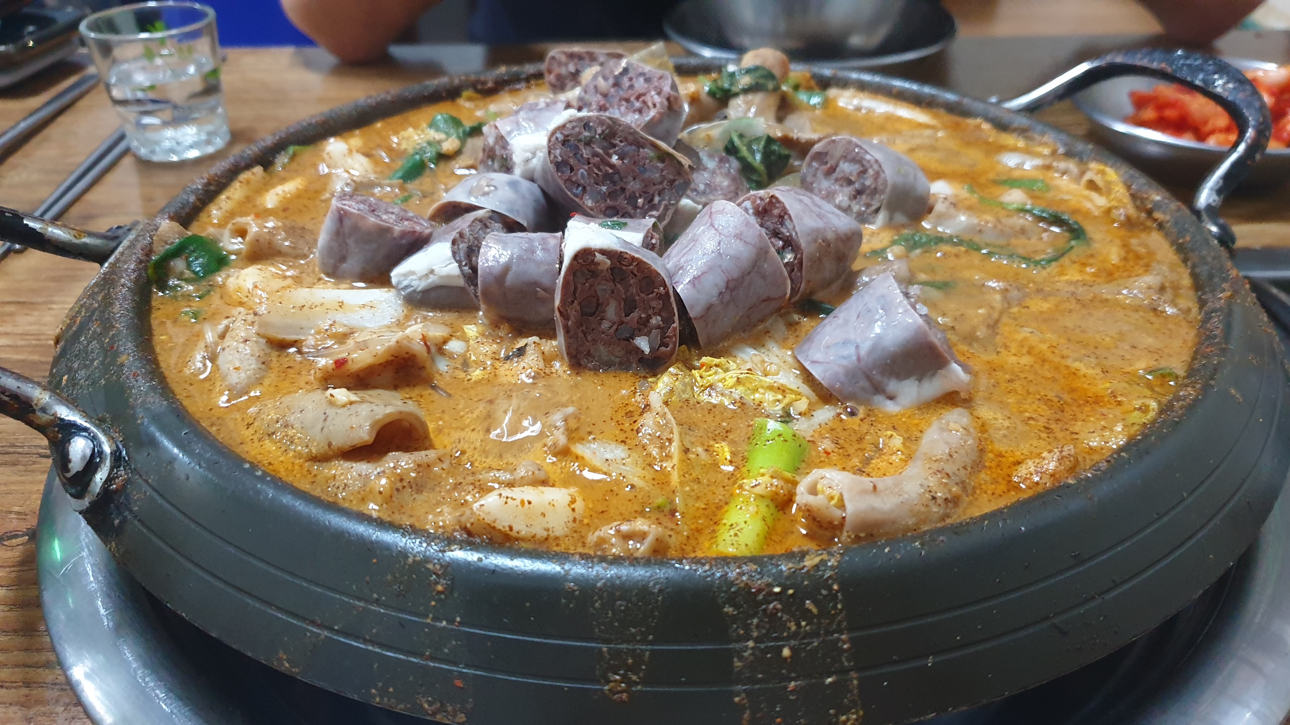  찬바람이 불 땐 영혼까지 녹여주는 전골요리, 이경문 순대곱창