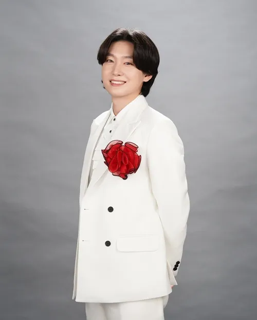가수 김용빈