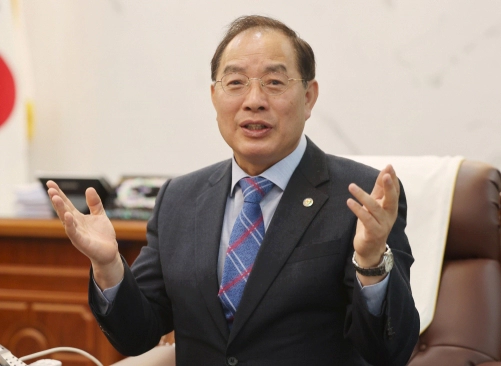 하윤수 교육감 프로필 나이 고향 학력 재산 경력