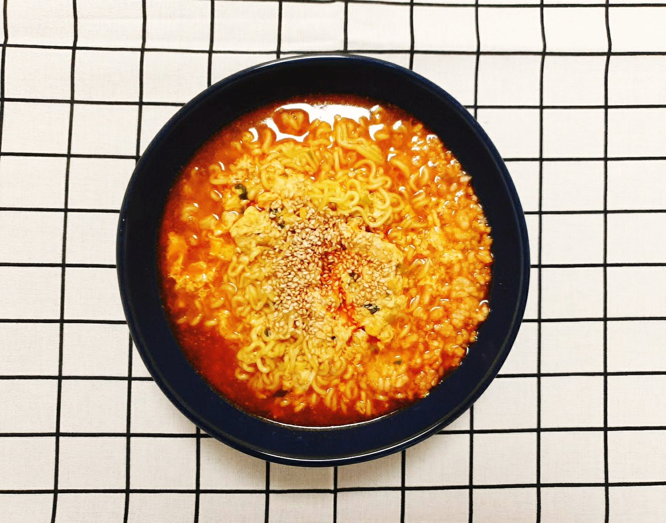  오뚜기 참깨라면 봉지 누룽지 계란 조합으로 맛있게 끓이기