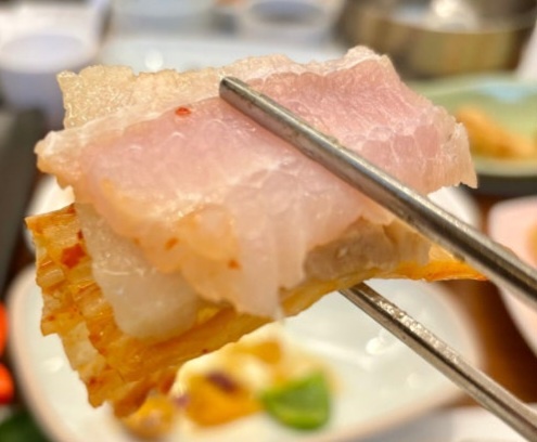 에드워드리 컨츄리쿡 여수 홍어삼합 맛집 정보