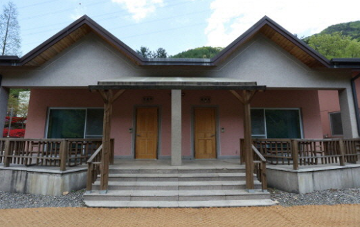 장령산자연휴양림 야영장 이미지