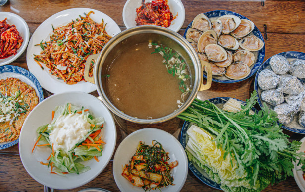 생생정보 장PD의 AI여행기 고창 백합 한상 맛집