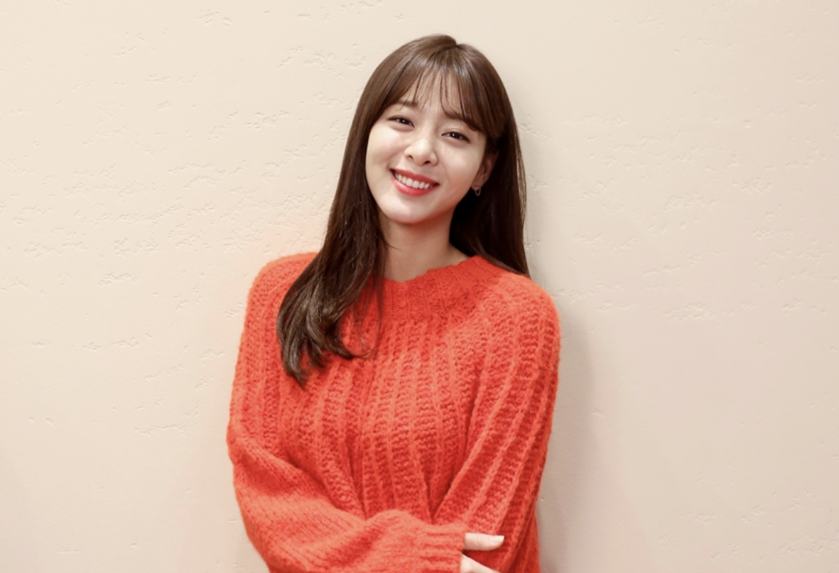 설인아