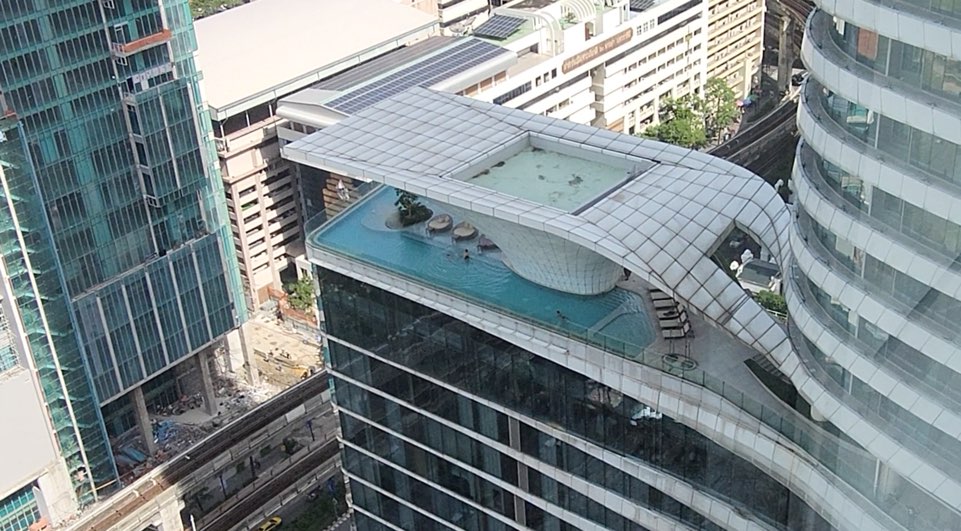 그랜드 센터 포인트 호텔 라차담리 방콕 - 그랜드 디럭스 룸 창문밖 풍경, 주변 호텔